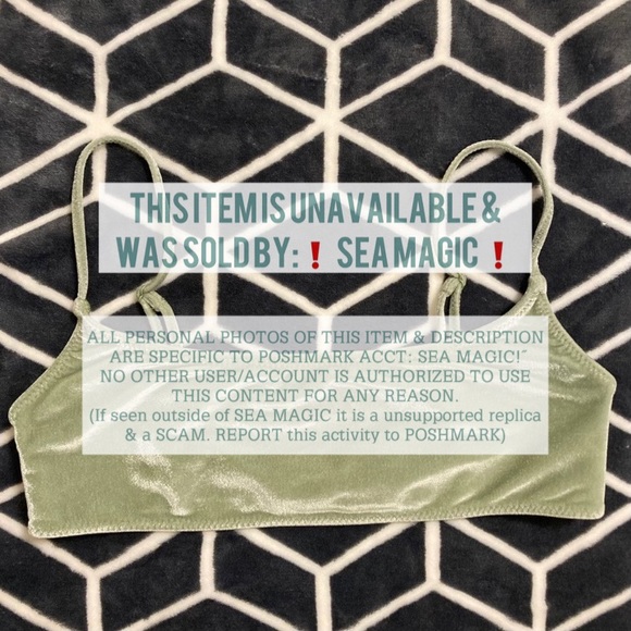 🌺 SOLD 🌺 Triangl Kiara Velvet Bikini Set - Picture 6 of 14